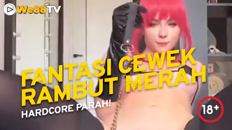 FANTASI CEWEK RAMBUT MERAH